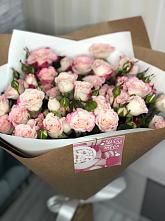 Букет цветов из:  Розы в Солнцево Курская область